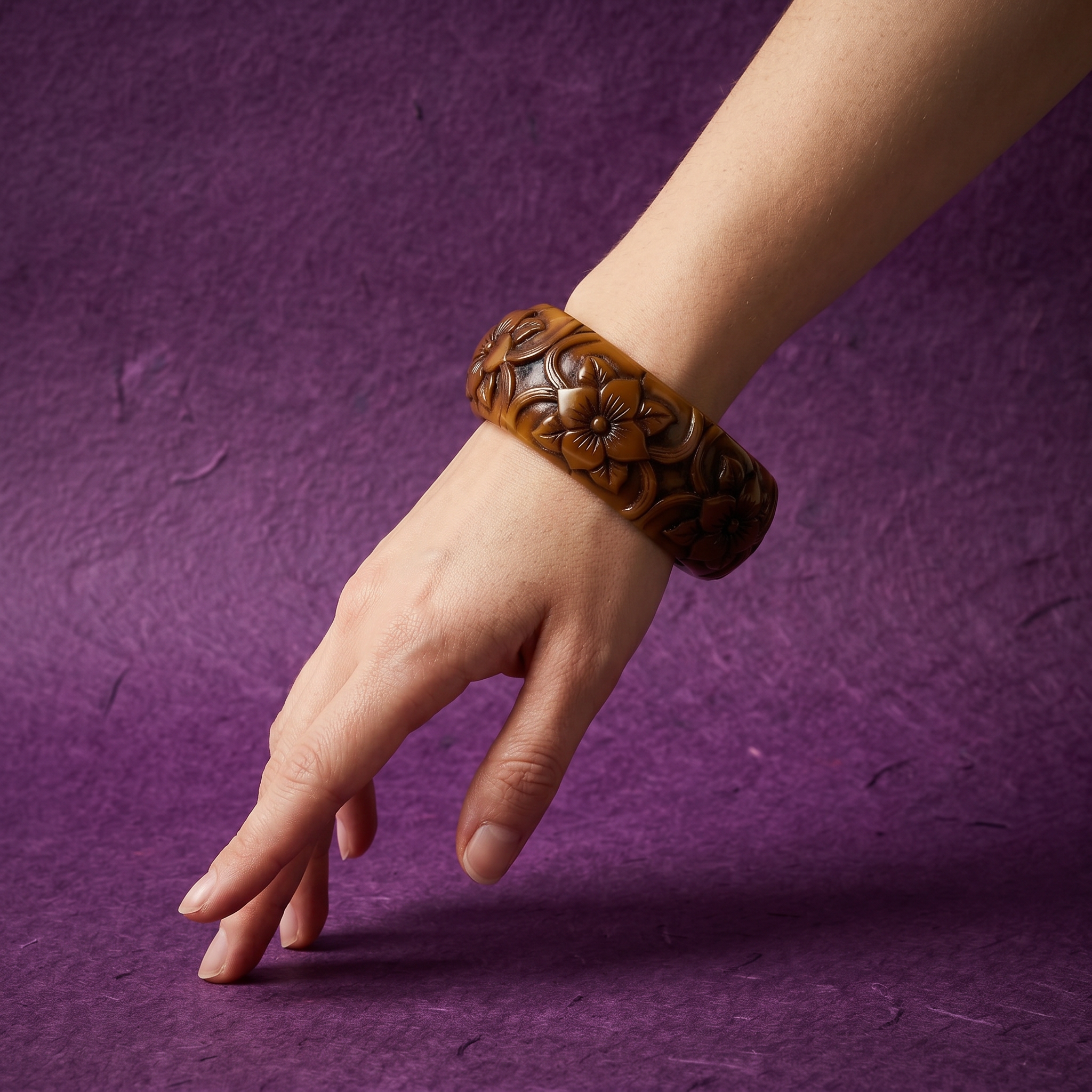 Vintage Carved Floral Bakelite Bangle Bracelet — Olive Taupe | circa 1940s–1950s